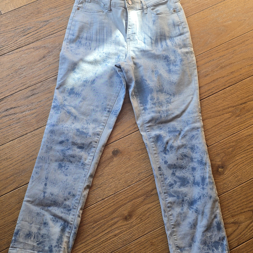 Jennifer Lopez Light Blue Tie-Dye Slim Straight Jeans